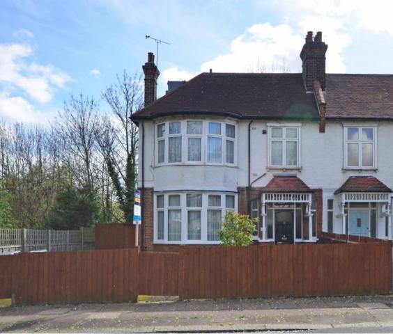 			1 Bedroom, 1 bath, 1 reception Flat			 Coverdale Road, KILBURN/WILLESDEN GREEN